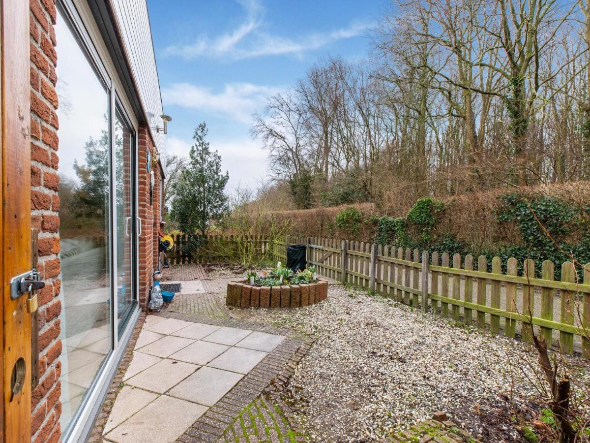 Endearing Holiday Home In Noordwijkerhout With Garden Bbq Εξωτερικό φωτογραφία
