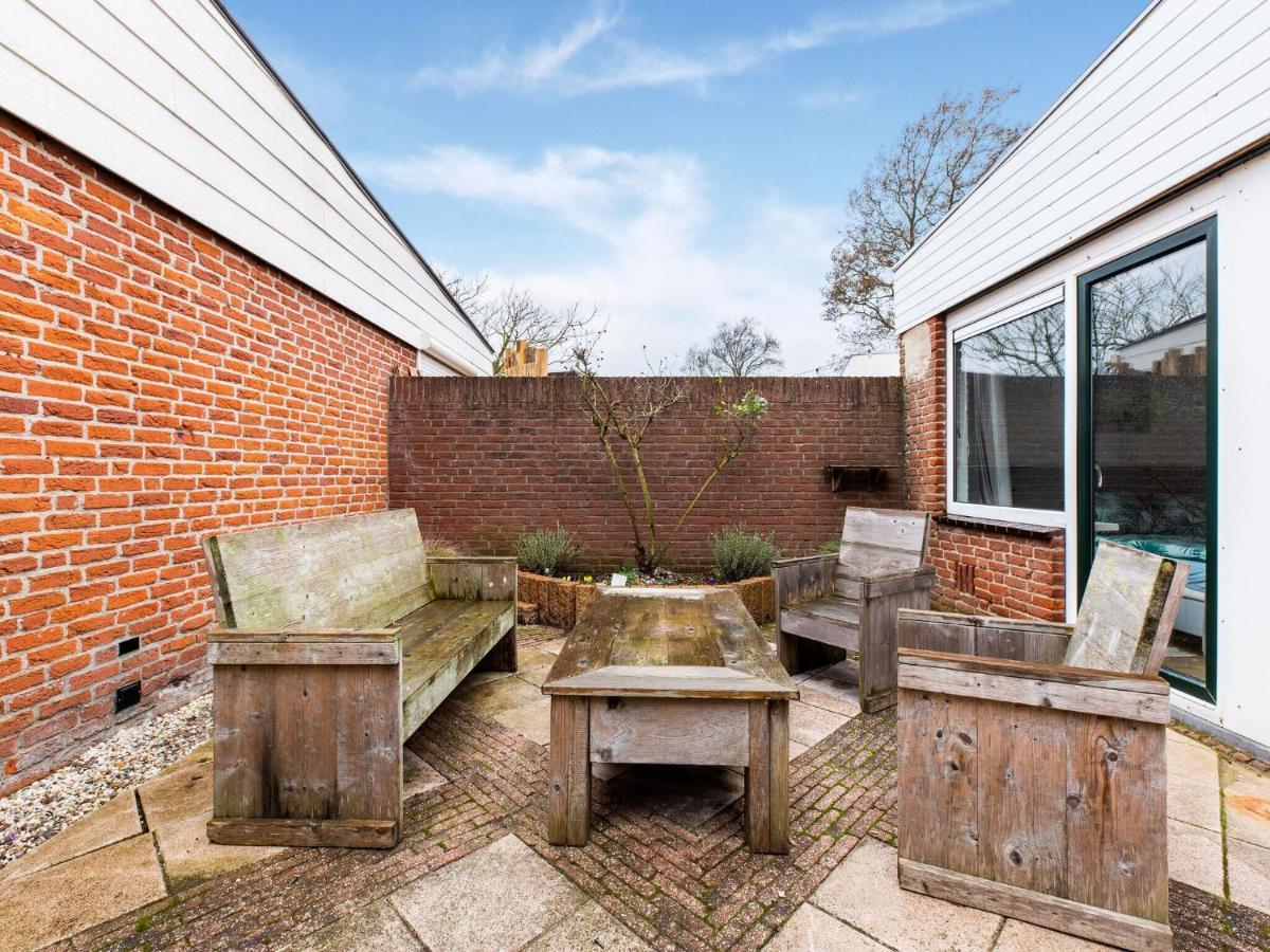 Endearing Holiday Home In Noordwijkerhout With Garden Bbq Εξωτερικό φωτογραφία