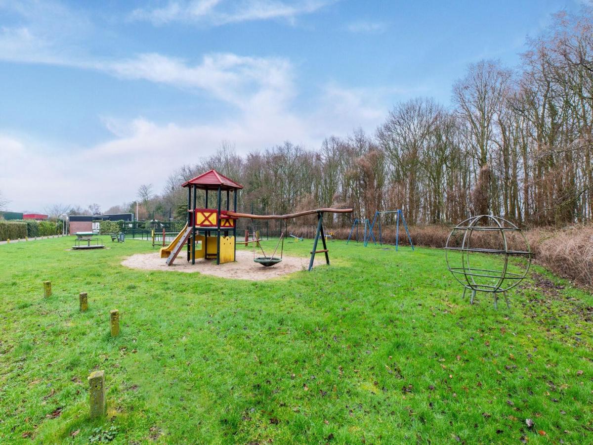 Endearing Holiday Home In Noordwijkerhout With Garden Bbq Εξωτερικό φωτογραφία