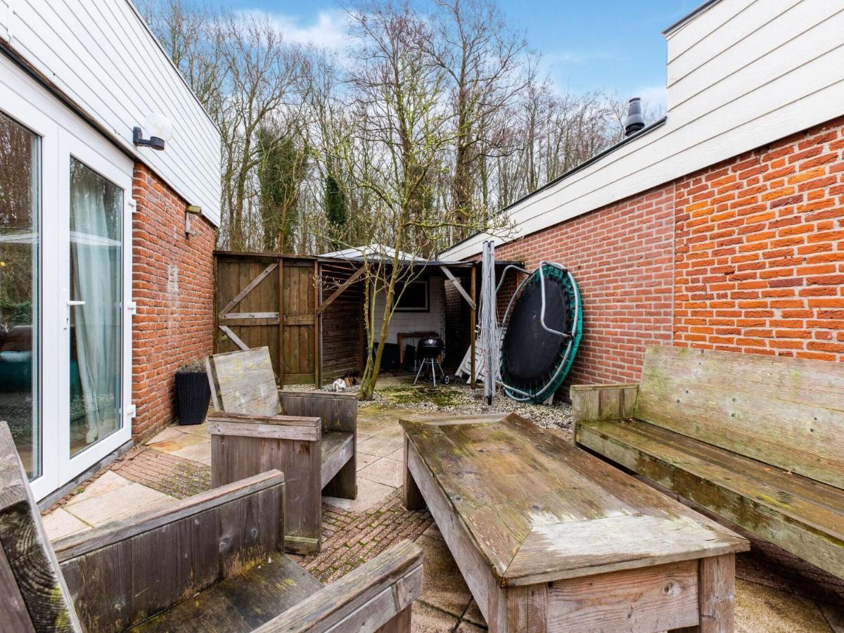 Endearing Holiday Home In Noordwijkerhout With Garden Bbq Εξωτερικό φωτογραφία