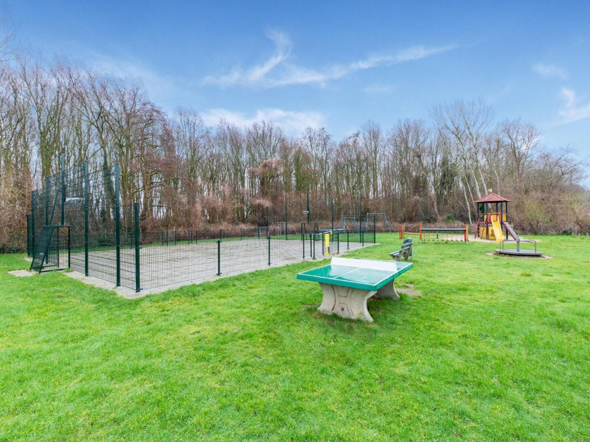 Endearing Holiday Home In Noordwijkerhout With Garden Bbq Εξωτερικό φωτογραφία
